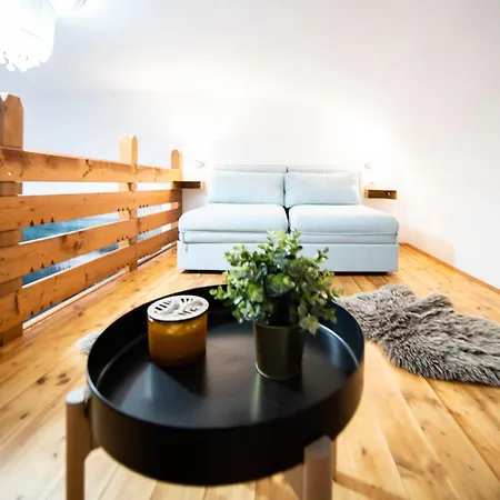 Szentkiralyi38 - Central, Ac, 4 People Apartment