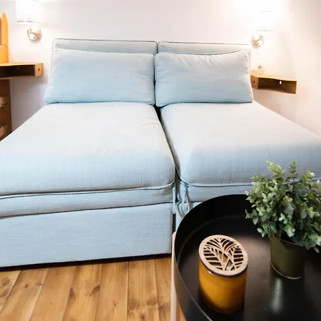 Szentkiralyi38 - Central, Ac, 4 People