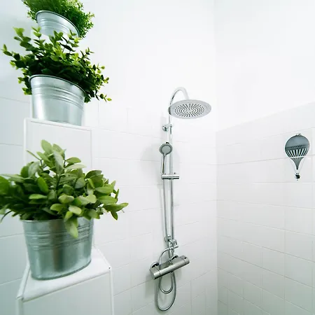 Apartment Szentkiralyi38 - Central, Ac, 4 People Budapest