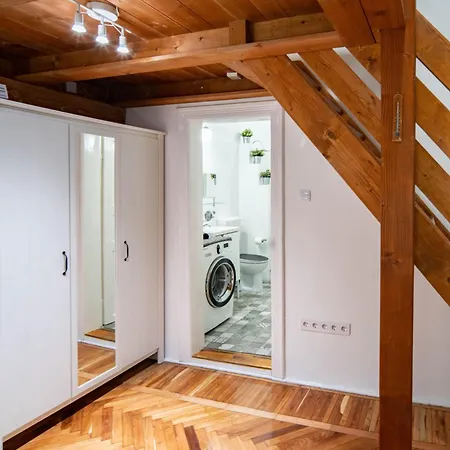Szentkiralyi38 - Central, Ac, 4 People Apartment Budapest
