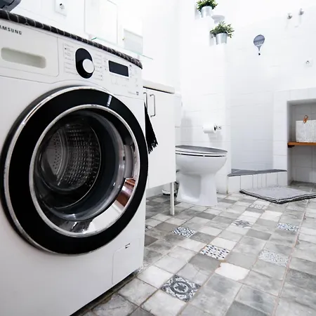 Szentkiralyi38 - Central, Ac, 4 People