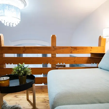 Szentkiralyi38 - Central, Ac, 4 People Apartment