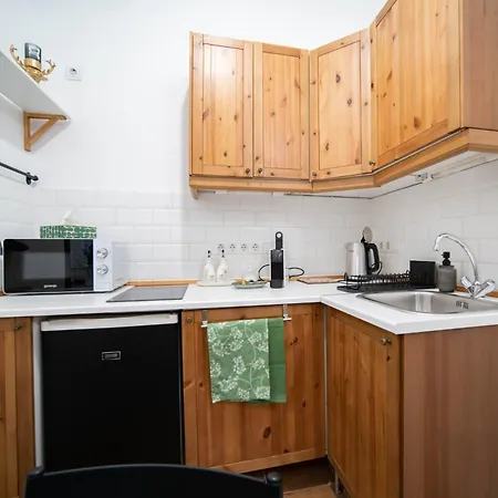 Apartment Szentkiralyi38 - Central, Ac, 4 People *